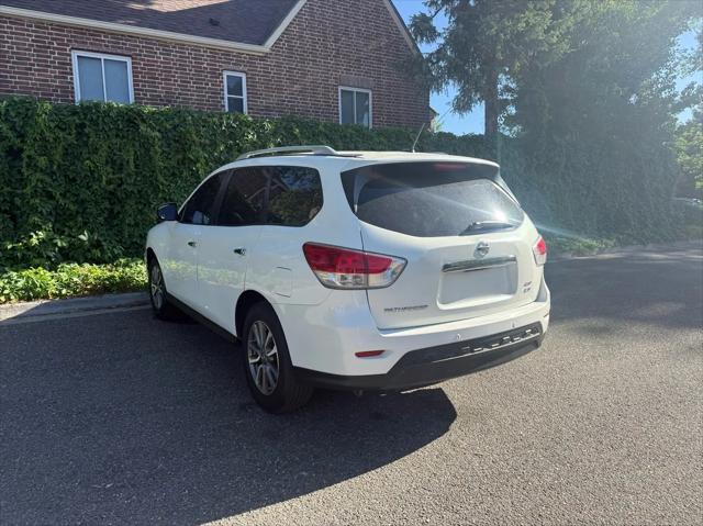 2013 Nissan Pathfinder SV