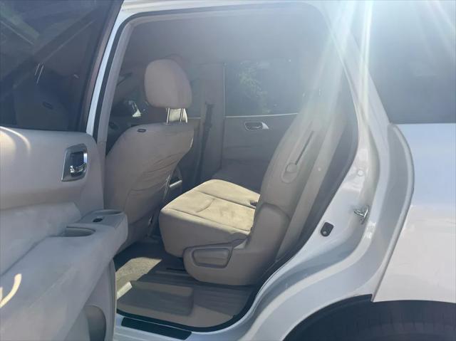 2013 Nissan Pathfinder SV