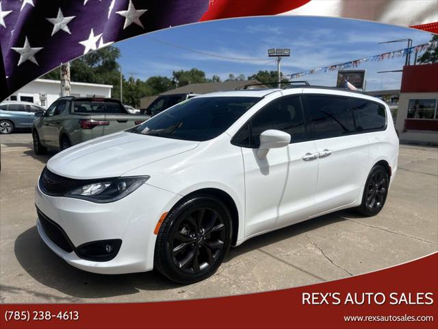 2018 Chrysler Pacifica Touring L Plus for sale in Junction City, KS