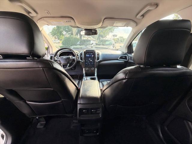 2021 Ford Edge Titanium