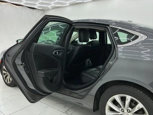 2015 Chrysler 200 C