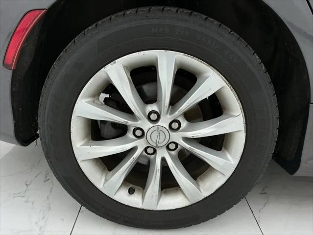 2015 Chrysler 200 C