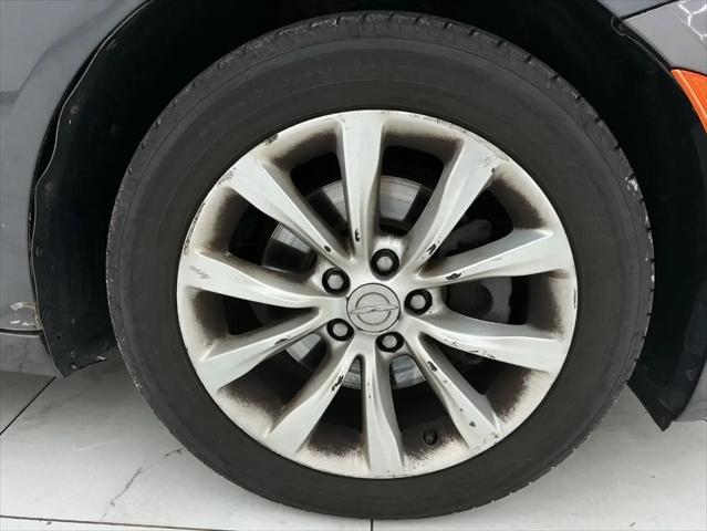 2015 Chrysler 200 C