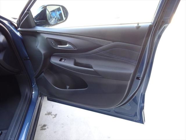 2026 Buick NV Sport Touring FWD