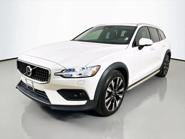 2023 Volvo V60 Cross Country B5 Ultimate for sale in Dublin, OH