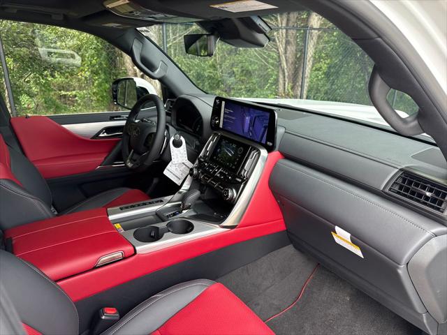 2026 Lexus LX F SPORT Handling