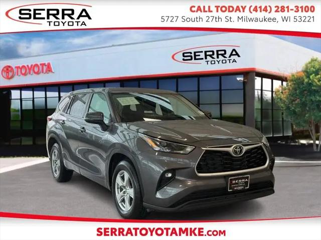 2023 Toyota Highlander LE for sale in Milwaukee, WI