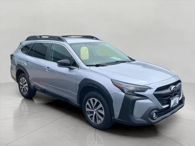 2024 Subaru Outback Premium for sale in Green Bay, WI