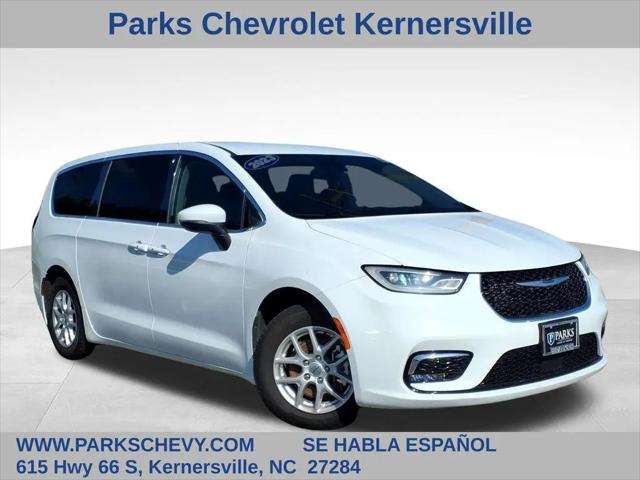 2023 Chrysler Pacifica Touring L for sale in Kernersville, NC