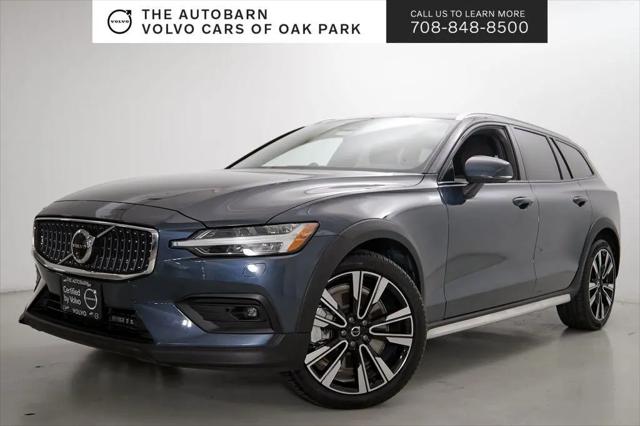 2025 Volvo V60 Cross Country Ultra, B5 AWD Gas (mild hybrid) for sale in Oak Park, IL