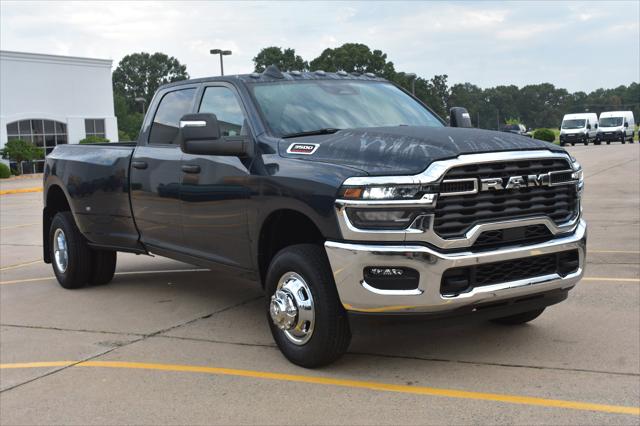 2026 RAM Ram 3500 RAM 3500 TRADESMAN CREW CAB 4X4 8 BOX 2026 RAM Ram 3500 RAM 3500 TRADESMAN CREW CAB 4X4 8 BOX