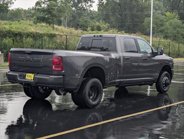 2026 RAM Ram 3500 RAM 3500 LARAMIE CREW CAB 4X4 8 BOX