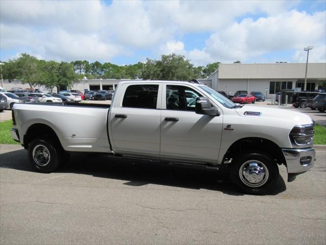 2026 RAM Ram 3500 RAM 3500 TRADESMAN CREW CAB 4X4 8 BOX 2026 RAM Ram 3500 RAM 3500 TRADESMAN CREW CAB 4X4 8 BOX