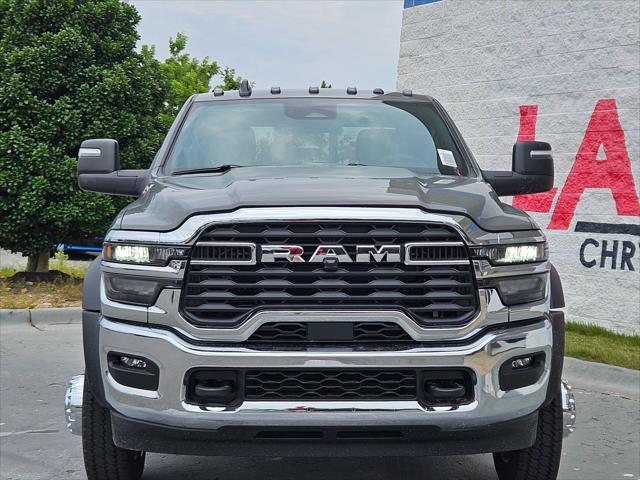 2026 RAM 5500 Chassis RAM 5500 TRADESMAN CHASSIS CREW CAB 4X4 60 CA