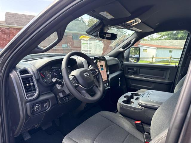 2026 Ram 3500 Tradesman Crew Cab 4x4 8 Box
