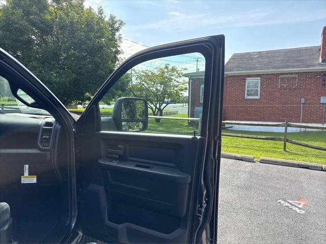 2026 Ram 3500 Tradesman Crew Cab 4x4 8 Box