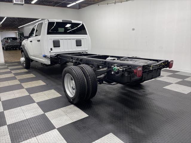 2026 RAM 5500 Chassis RAM 5500 TRADESMAN CHASSIS CREW CAB 4X4 84 CA