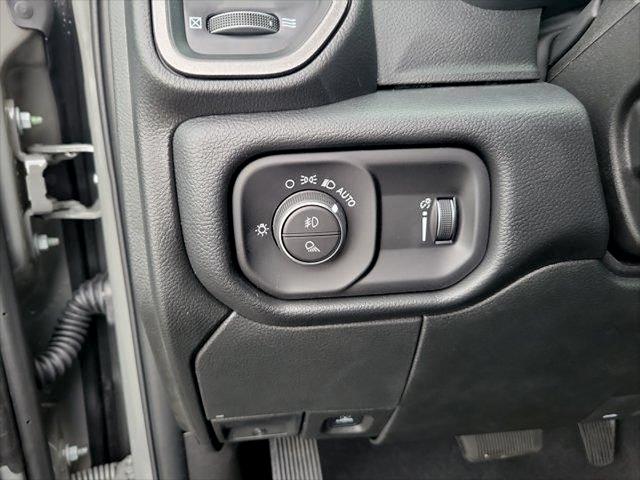 2026 Ram 2500 Warlock Crew Cab 4x4 64 Box