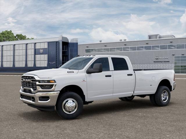 2026 RAM Ram 3500 RAM 3500 TRADESMAN CREW CAB 4X4 8 BOX
