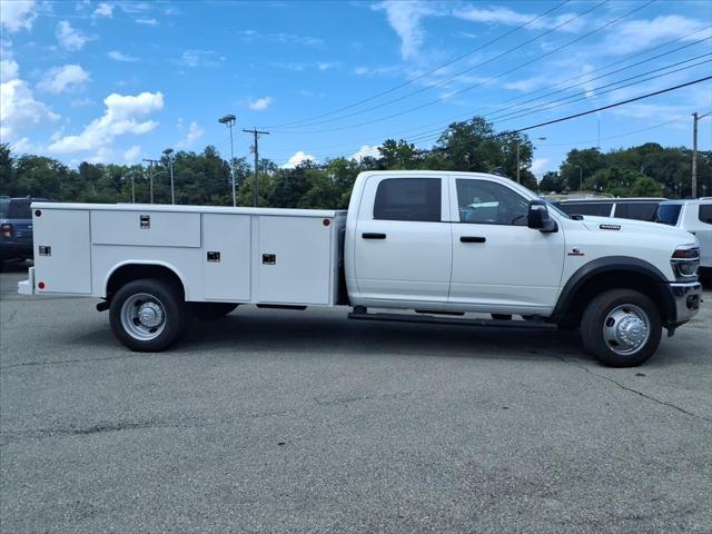 2026 RAM 5500 Chassis RAM 5500 TRADESMAN CHASSIS CREW CAB 4X4 84 CA