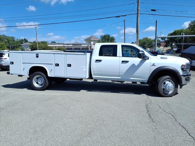 2026 RAM Ram 5500 Chassis Cab RAM 5500 TRADESMAN CHASSIS CREW CAB 4X4 84 CA