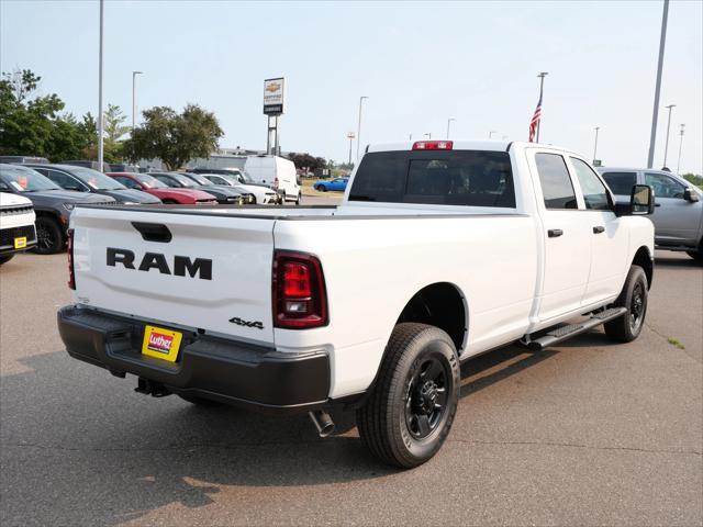 2026 RAM Ram 3500 RAM 3500 TRADESMAN CREW CAB 4X4 8 BOX