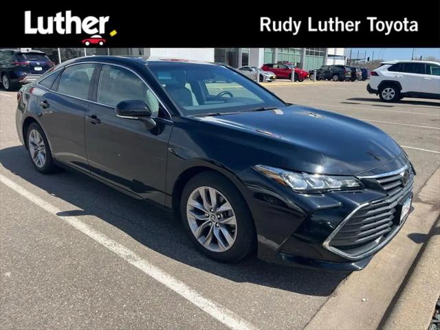 2019 Toyota Avalon XLE for sale in Minneapolis, MN