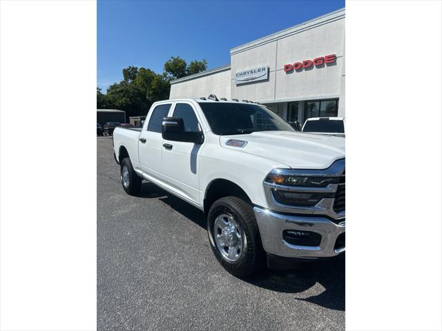 2026 Ram 2500 Tradesman Crew Cab 4x4 64 Box