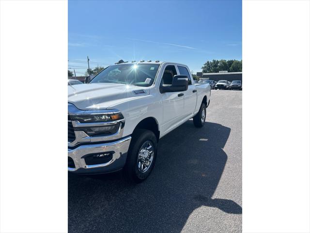 2026 Ram 2500 Tradesman Crew Cab 4x4 64 Box