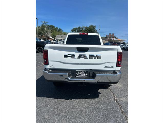 2026 Ram 2500 Tradesman Crew Cab 4x4 64 Box