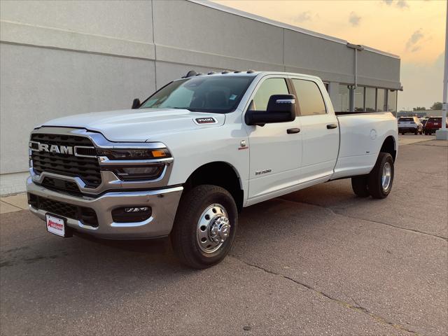 2026 RAM 3500 RAM 3500 BIG HORN CREW CAB 4X4 8 BOX 2026 RAM 3500 RAM 3500 BIG HORN CREW CAB 4X4 8 BOX