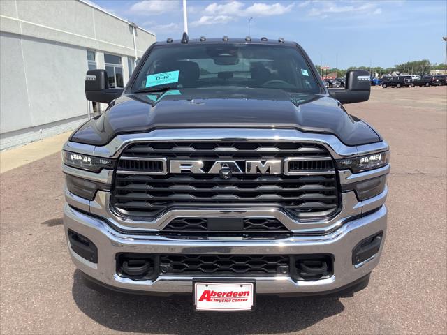 2026 RAM 3500 RAM 3500 BIG HORN CREW CAB 4X4 8 BOX
