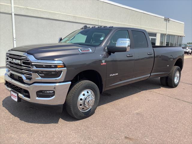 2026 RAM Ram 3500 RAM 3500 LARAMIE CREW CAB 4X4 8 BOX