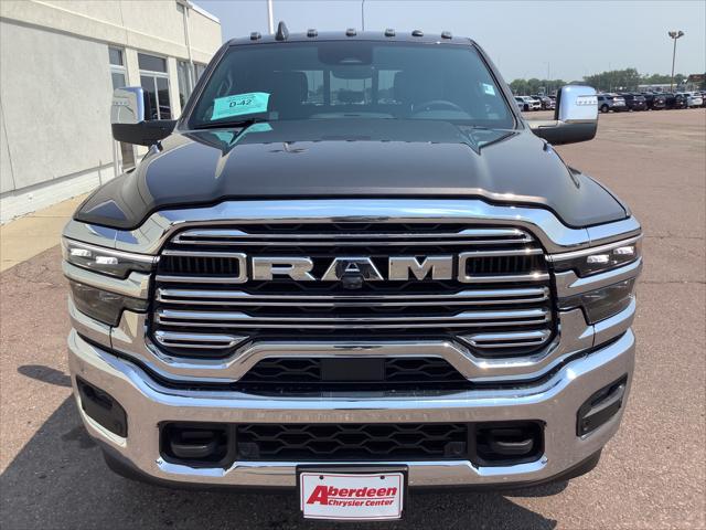 2026 RAM Ram 3500 RAM 3500 LARAMIE CREW CAB 4X4 8 BOX