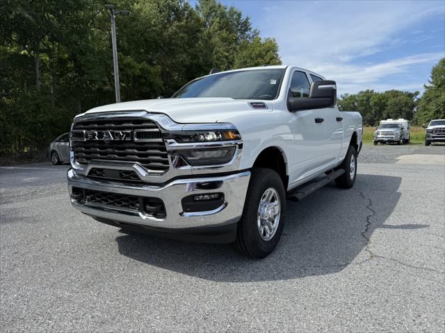 2026 RAM 2500 RAM 2500 TRADESMAN CREW CAB 4X4 64 BOX