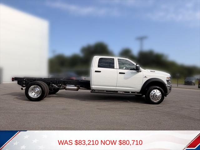 2026 RAM 5500 Chassis RAM 5500 TRADESMAN CHASSIS CREW CAB 4X4 84 CA