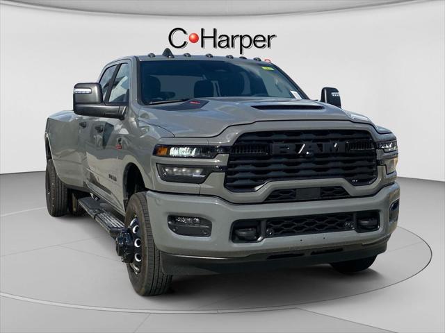 2026 RAM 3500 RAM 3500 BIG HORN CREW CAB 4X4 8 BOX