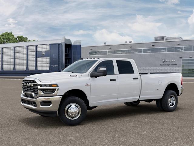 2026 RAM Ram 3500 RAM 3500 TRADESMAN CREW CAB 4X4 8 BOX