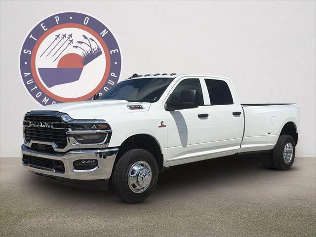 2026 RAM Ram 3500 RAM 3500 TRADESMAN CREW CAB 4X4 8 BOX