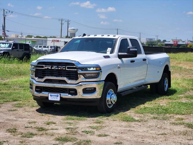 2026 RAM Ram 3500 RAM 3500 TRADESMAN CREW CAB 4X4 8 BOX