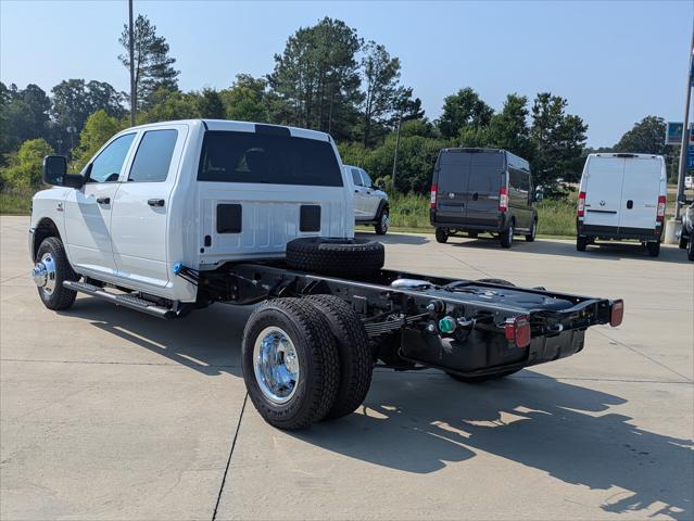 2026 RAM 3500 Chassis RAM 3500 TRADESMAN CREW CAB CHASSIS 4X4 60 CA