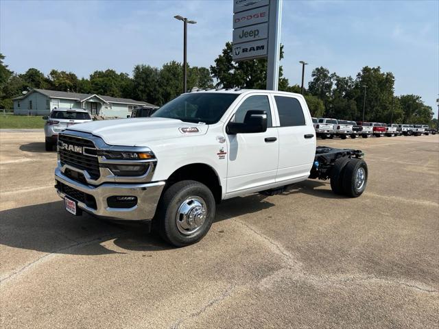 2026 RAM 3500 Chassis RAM 3500 TRADESMAN CREW CAB CHASSIS 4X4 60 CA