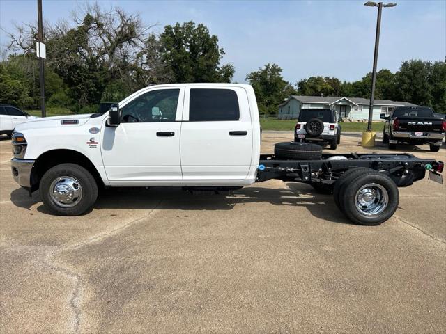 2026 RAM 3500 Chassis RAM 3500 TRADESMAN CREW CAB CHASSIS 4X4 60 CA