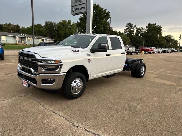 2026 RAM 3500 Chassis RAM 3500 TRADESMAN CREW CAB CHASSIS 4X4 60 CA