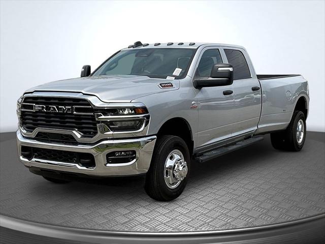 2026 RAM Ram 3500 RAM 3500 TRADESMAN CREW CAB 4X4 8 BOX