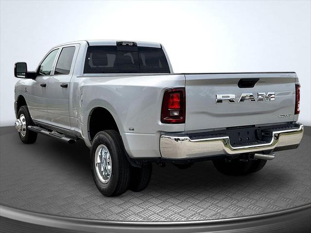 2026 RAM Ram 3500 RAM 3500 TRADESMAN CREW CAB 4X4 8 BOX