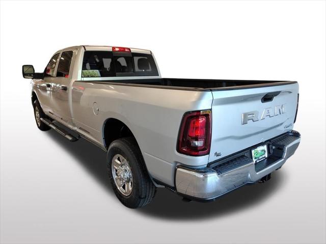 2026 RAM Ram 3500 RAM 3500 TRADESMAN CREW CAB 4X4 8 BOX