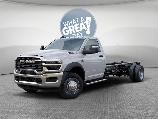 2026 RAM 5500 Chassis RAM 5500 TRADESMAN CHASSIS REGULAR CAB 4X4 120 CA