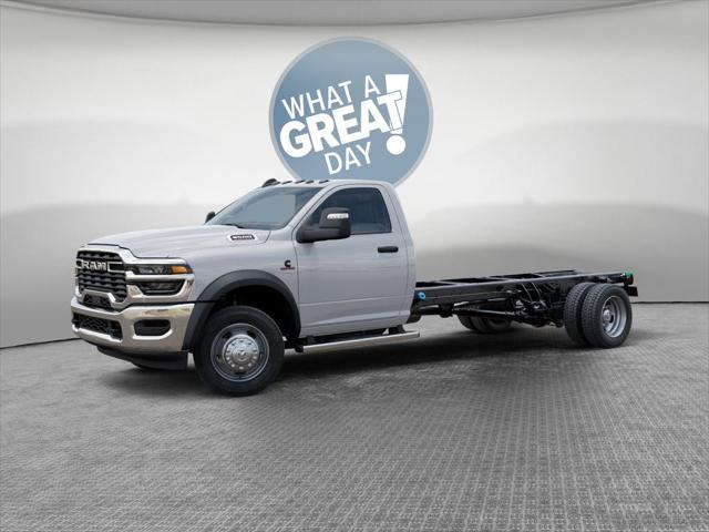2026 RAM 5500 Chassis RAM 5500 TRADESMAN CHASSIS REGULAR CAB 4X4 120 CA