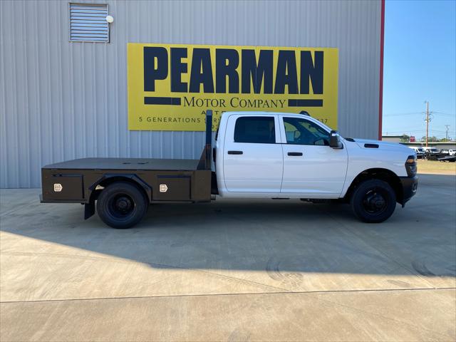 2026 RAM 3500 Chassis RAM 3500 TRADESMAN CREW CAB CHASSIS 4X4 60 CA